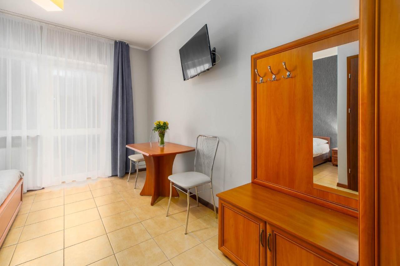 Awenturyn - Pokoje Apartamenty Noclegi Grzybowo Grzybowo  Exterior foto