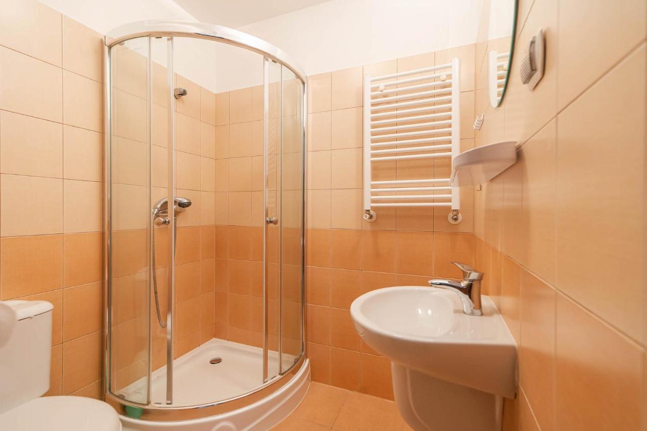 Awenturyn - Pokoje Apartamenty Noclegi Grzybowo Grzybowo  Exterior foto